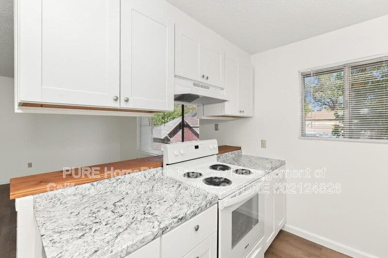 Santa Rosa Condo: 1320 Slater Street