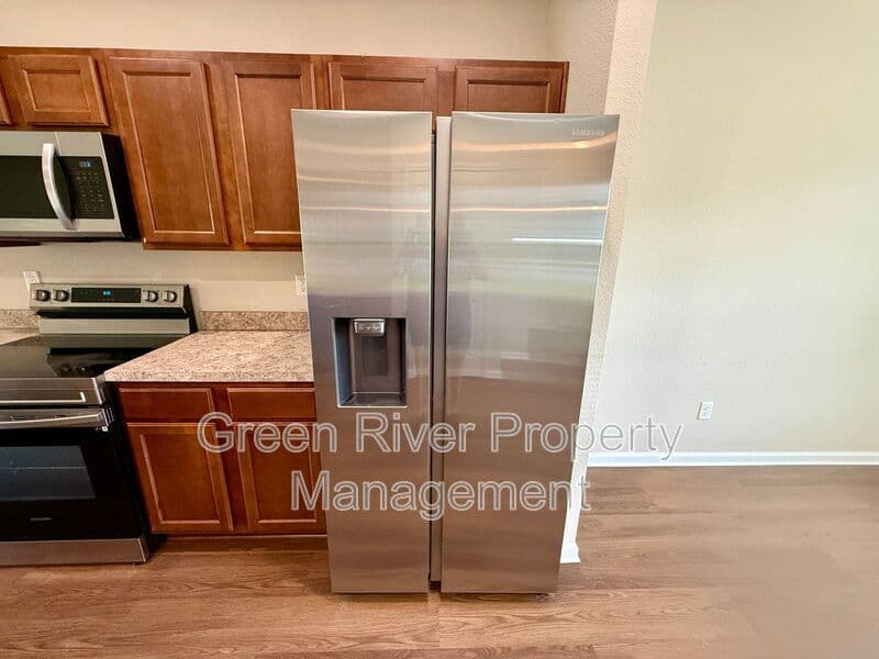 Jacksonville House: 4474 Civic Way