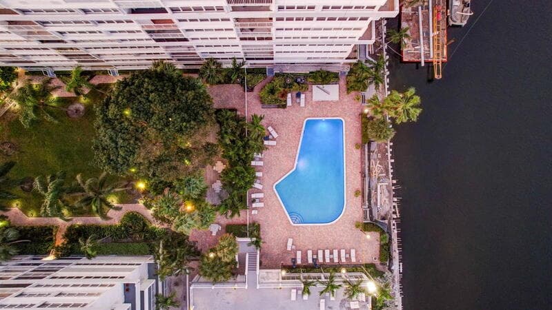 Fort Lauderdale Condo: 1160 N Federal Hwy