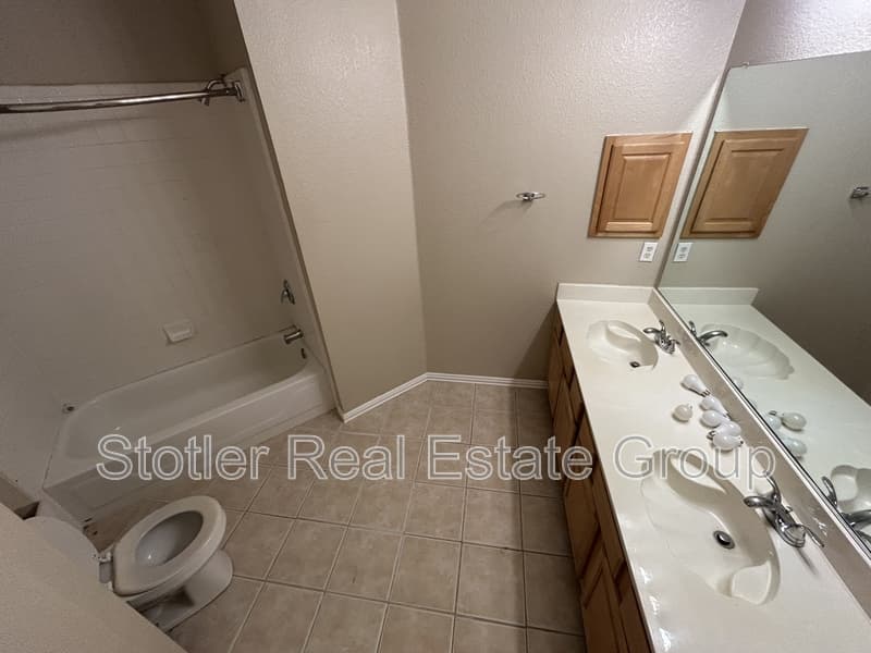Arlington House: 6720 Tabor Drive