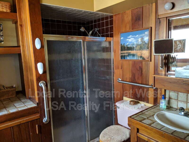 Flagstaff House: 422 E David Dr