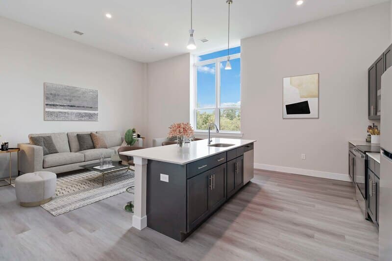 Flemington Condo: 70 Church St