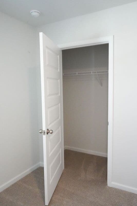 Bloomingdale House: 416 Coconut Drive