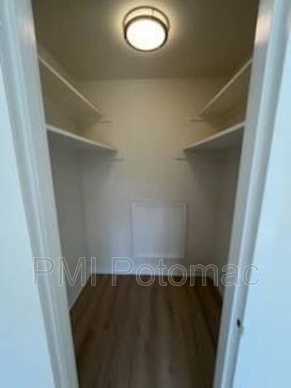 Washington Condo: 2501 Calvert Street Northwest