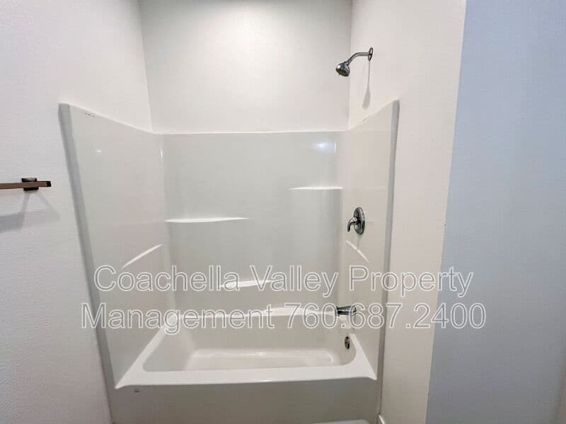 Cathedral City House: 29710 Landau Blvd