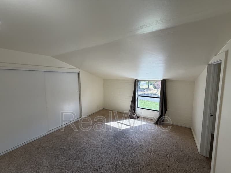 Grants Pass Condo: 1628 Leonard Rd