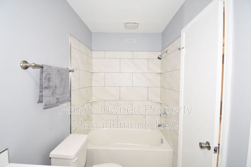 Summerville House: 113 Susan Drive
