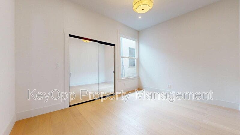 San Francisco Condo: 489 Guerrero Street
