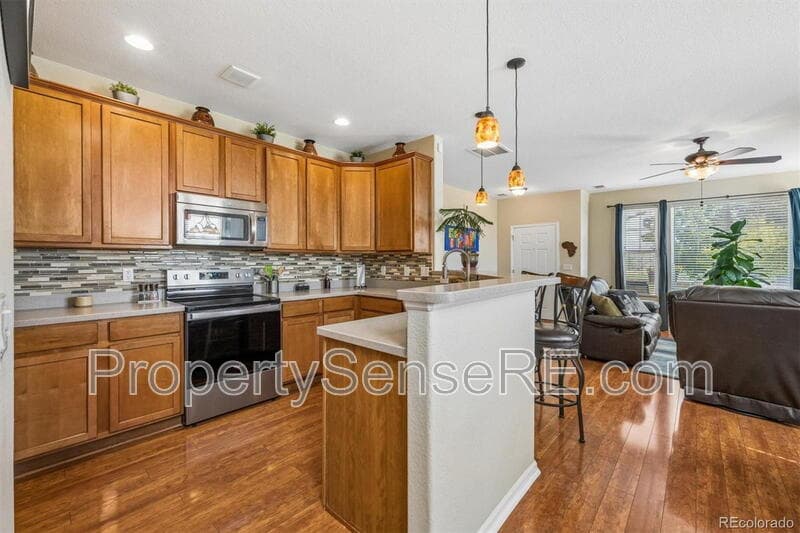 Aurora Townhome: 642 S Norfolk Way