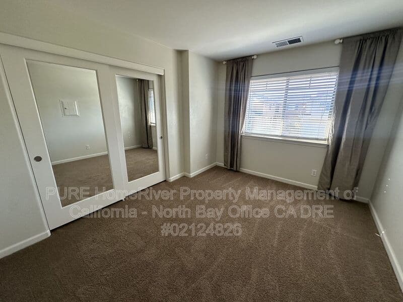 Santa Rosa Condo: 2218 Versailles Street