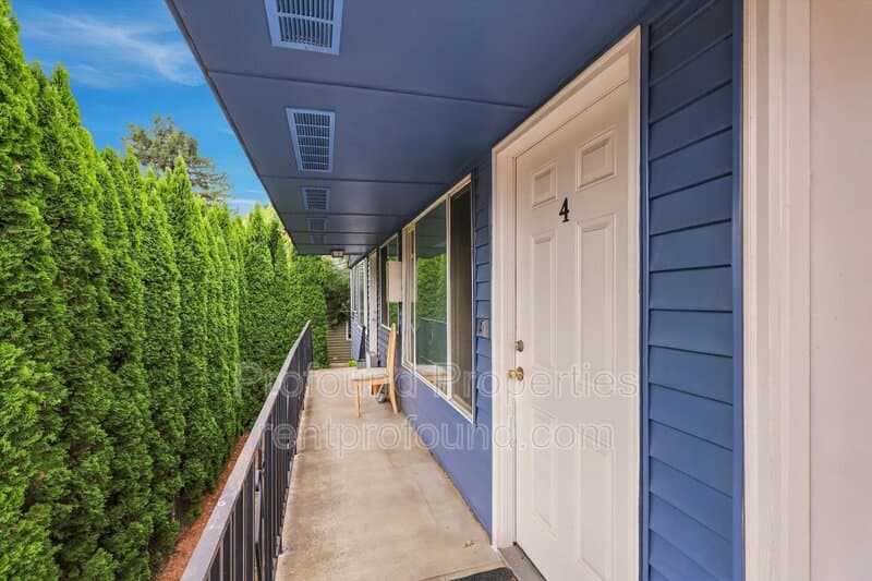 Portland Condo: 3827 SE Francis Street - 5