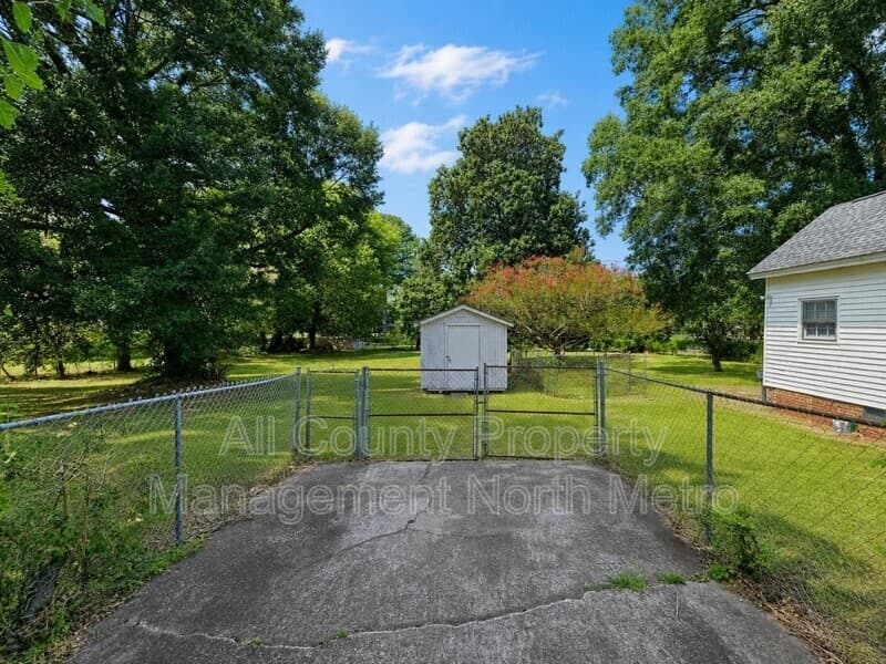 Cartersville House: 38 Porter Street
