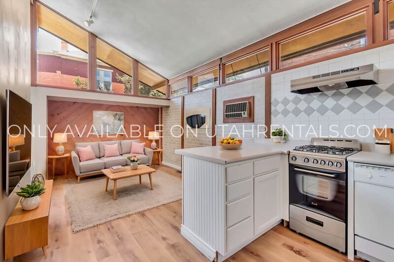 Salt Lake City Condo: 1073 E 200 S