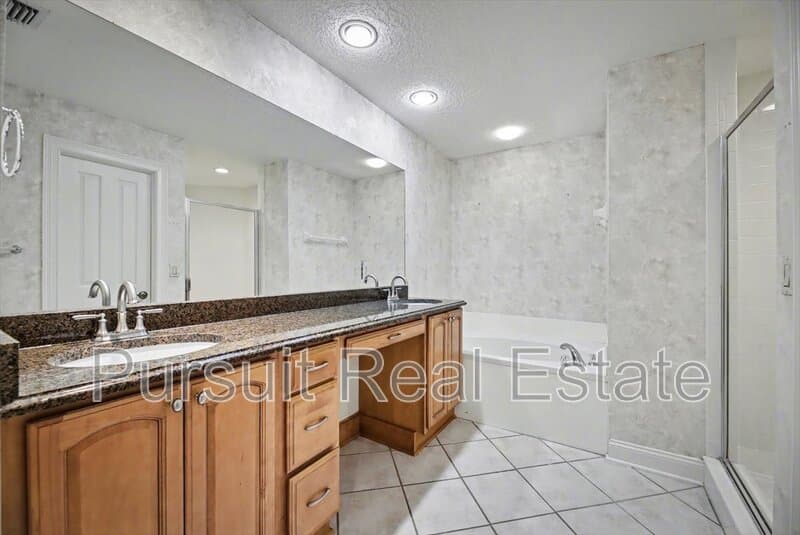Sawgrass House: 100 Bermuda Bay Circle #104