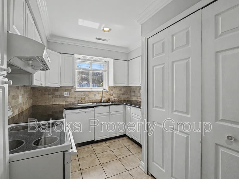 Bloomfield Hills Condo: 1974 Klingensmith Road