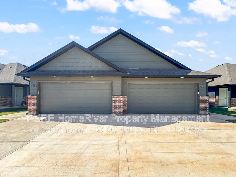 Oklahoma City Condo: 11423 University Dr
