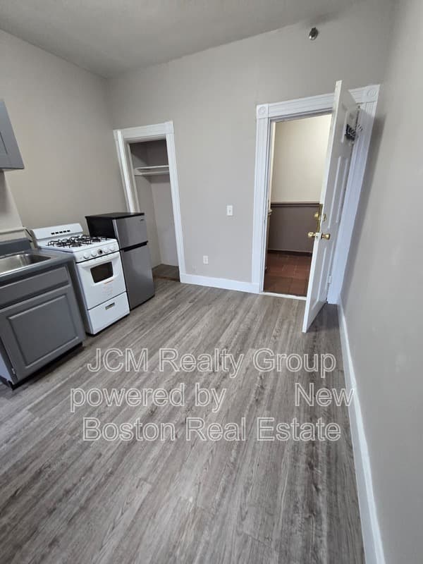 Jamaica Plain Condo: 5 Union Ave