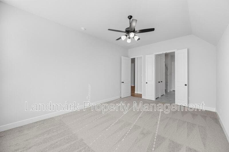 Mansfield House: 1822 Buckeye Lane