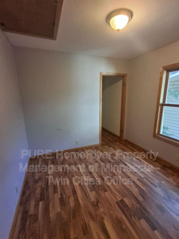 Minneapolis House: 3321 37th St E