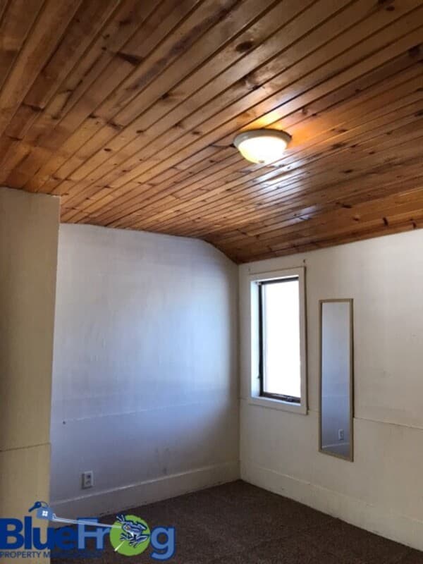Hortonville Condo: 744 West Main Street - 744 1/2