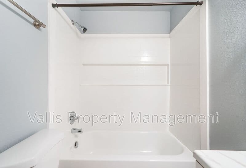 Independence House: 415 South 11th Street