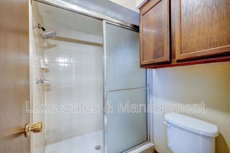 Oklahoma City House: 3718 Southwind Ave