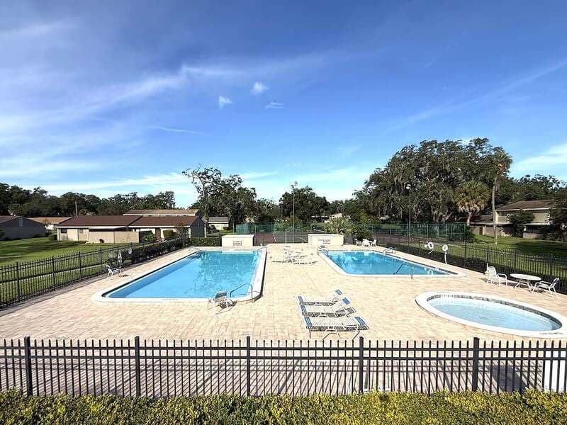 Temple Terrace Townhome: 8645 Lake Isle Drive - 1