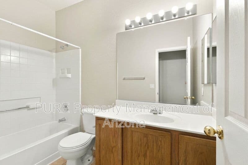 Surprise House: 16852 W Tasha Dr