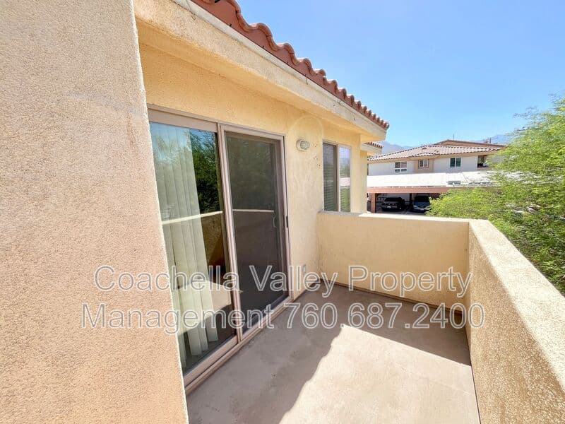 Palm Desert Condo: 73692 Santa Rosa Way