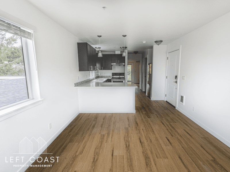 Lincoln City Condo: 680 SE Hwy 101 - 202