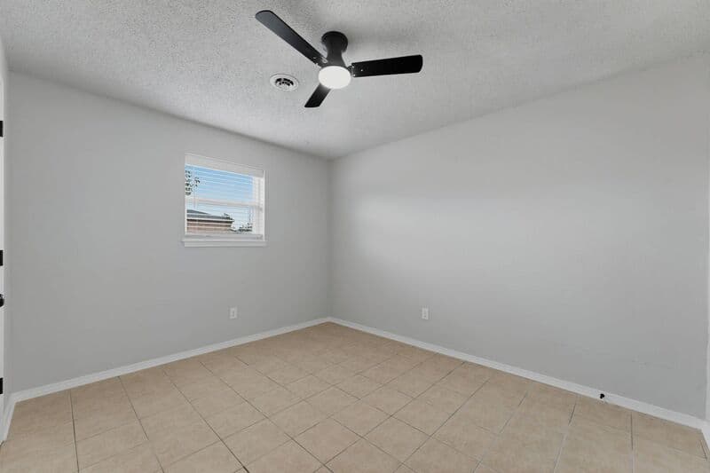 Rogers Condo: 1247 W Sunset Dr