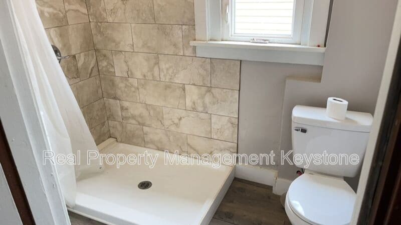 Homestead Condo: 122 E. 16th Ave