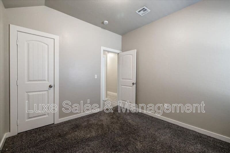El Reno House: 1323 East Ash Street