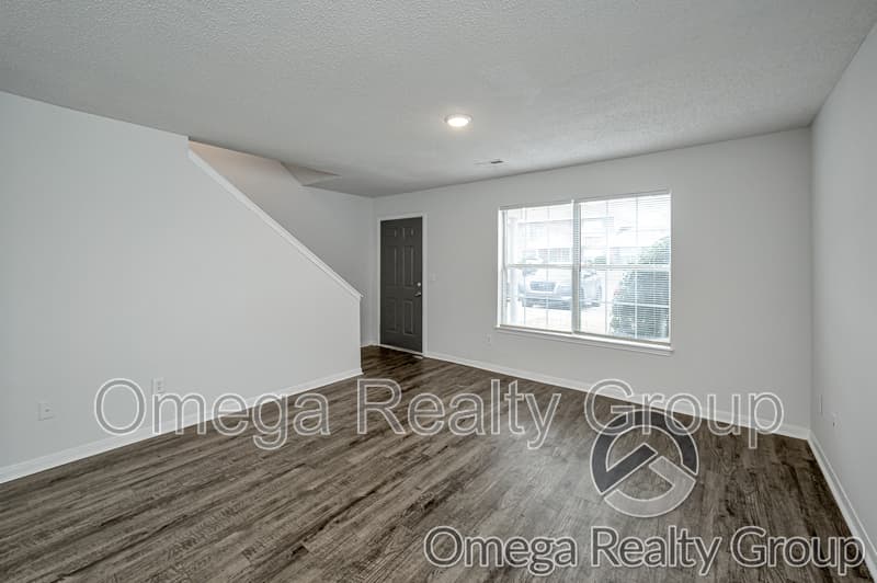 Columbiana Condo: 100 Egg And Butter Rd
