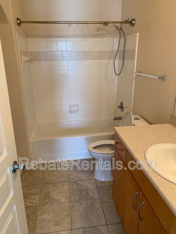 Jacksonville Condo: 8290 Gate Parkway W