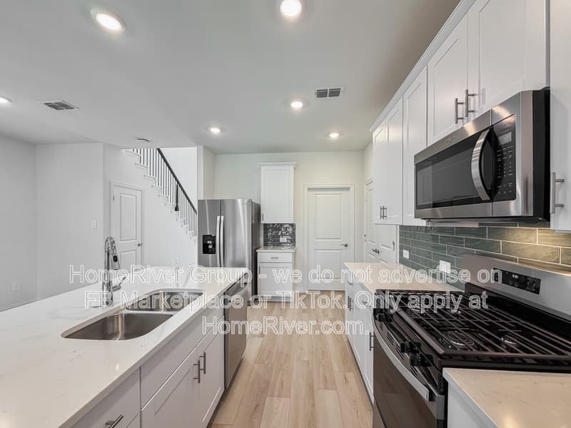 Mckinney House: 404 Dorothy Dr