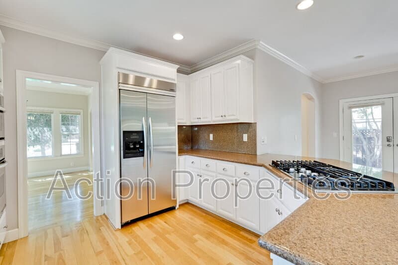 San Jose House: 1182 Curtiss Avenue