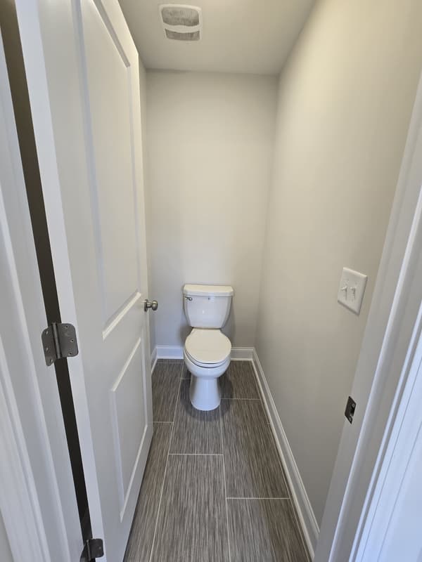 Smithfield House: 463 Jackson Pond Drive