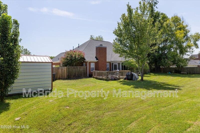 Evans House: 5105 Windmill Place