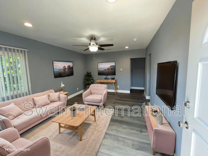 Los Angeles Condo: 1031 W. 102nd St.