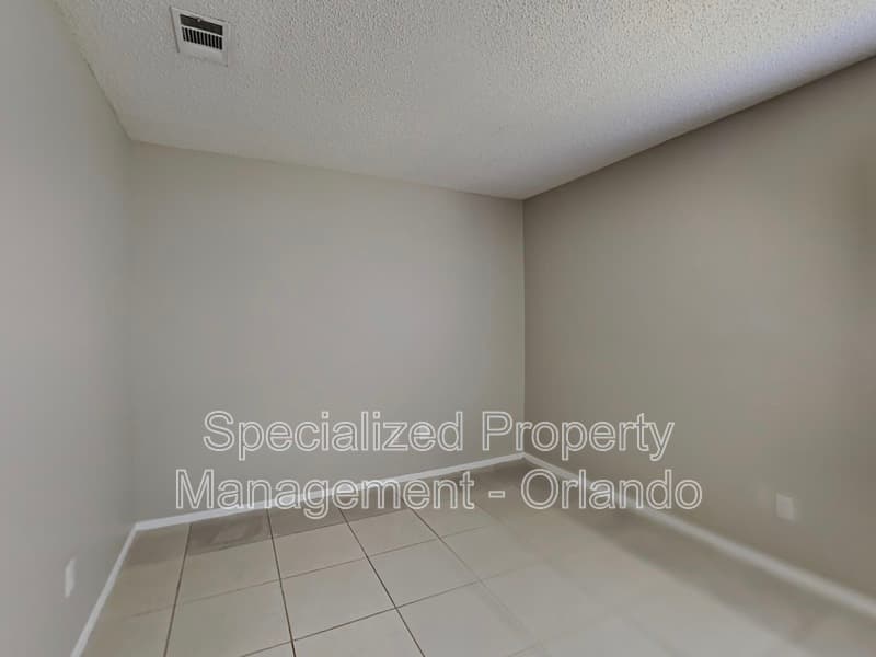 Orlando House: 11309 Darlington Dr