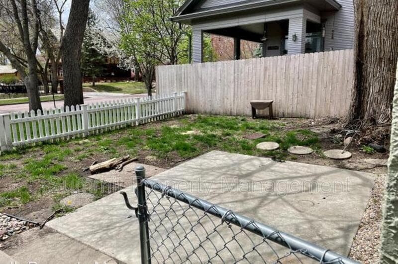 Sioux Falls Condo: 604 W 9th St
