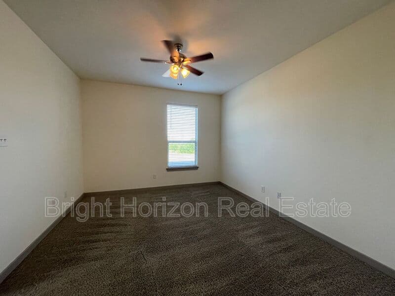 Hurst Condo: 3629 Valley Vista Drive