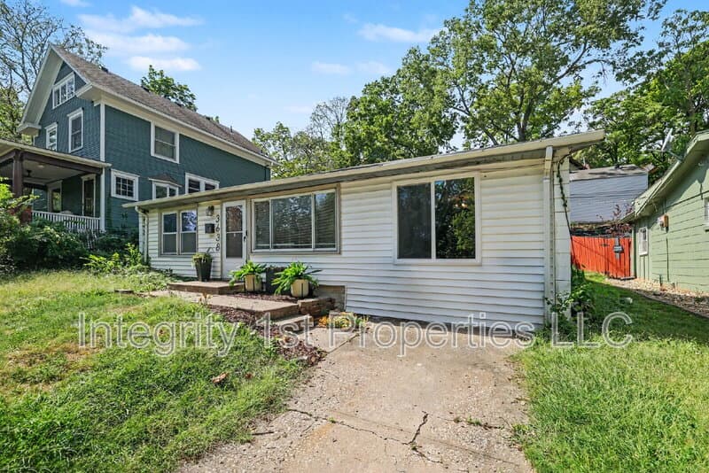 Kansas City House: 3638 Genessee Street
