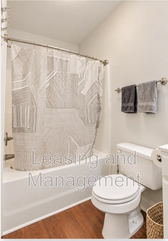 Mount Pleasant Condo: 1807 Basildon Road