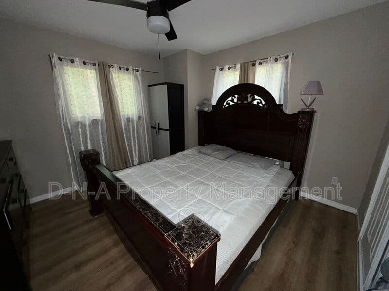 East Stroudsburg House: 3377 Masons Lane