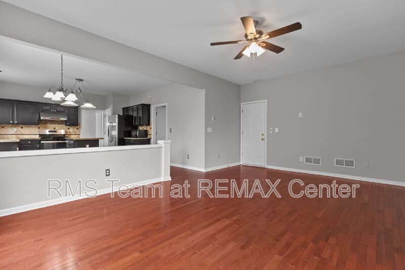 Duluth House: 2315 Hiawassee Dr