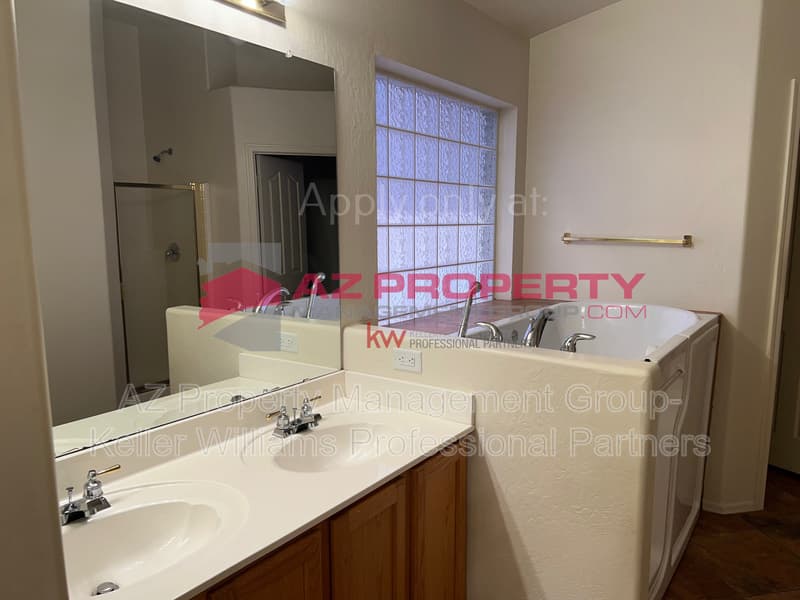 Tempe House: 689 W Minton Dr