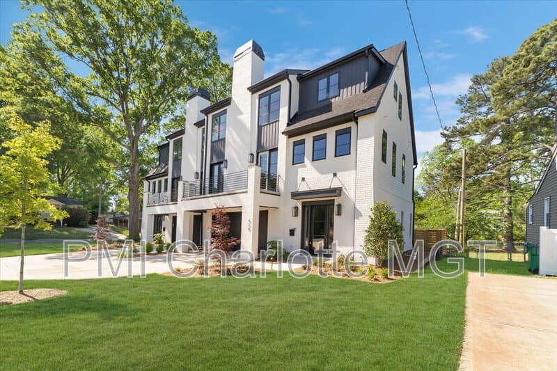 Charlotte House: 428 Dover Ave