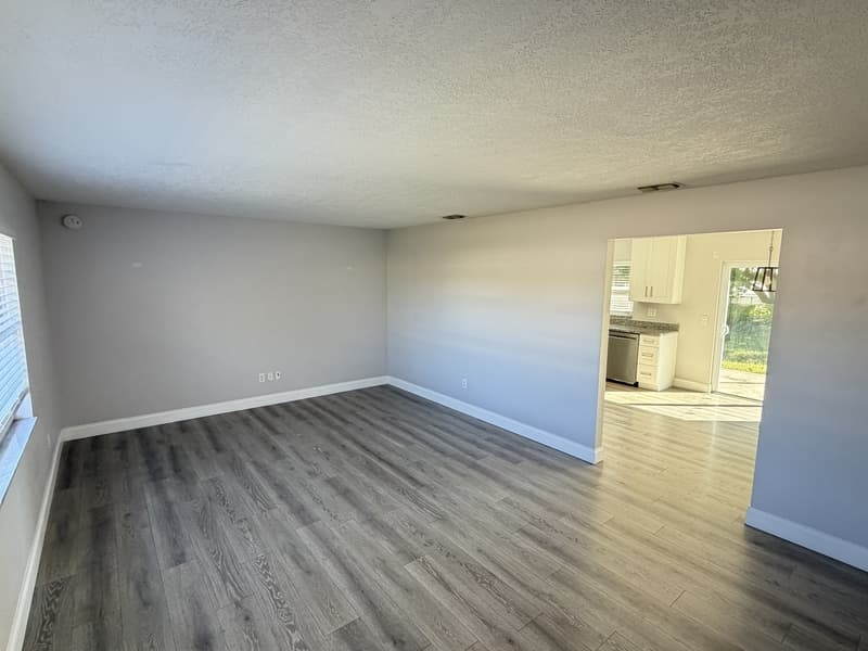 Orlando House: 1313 Summer Breeze Road